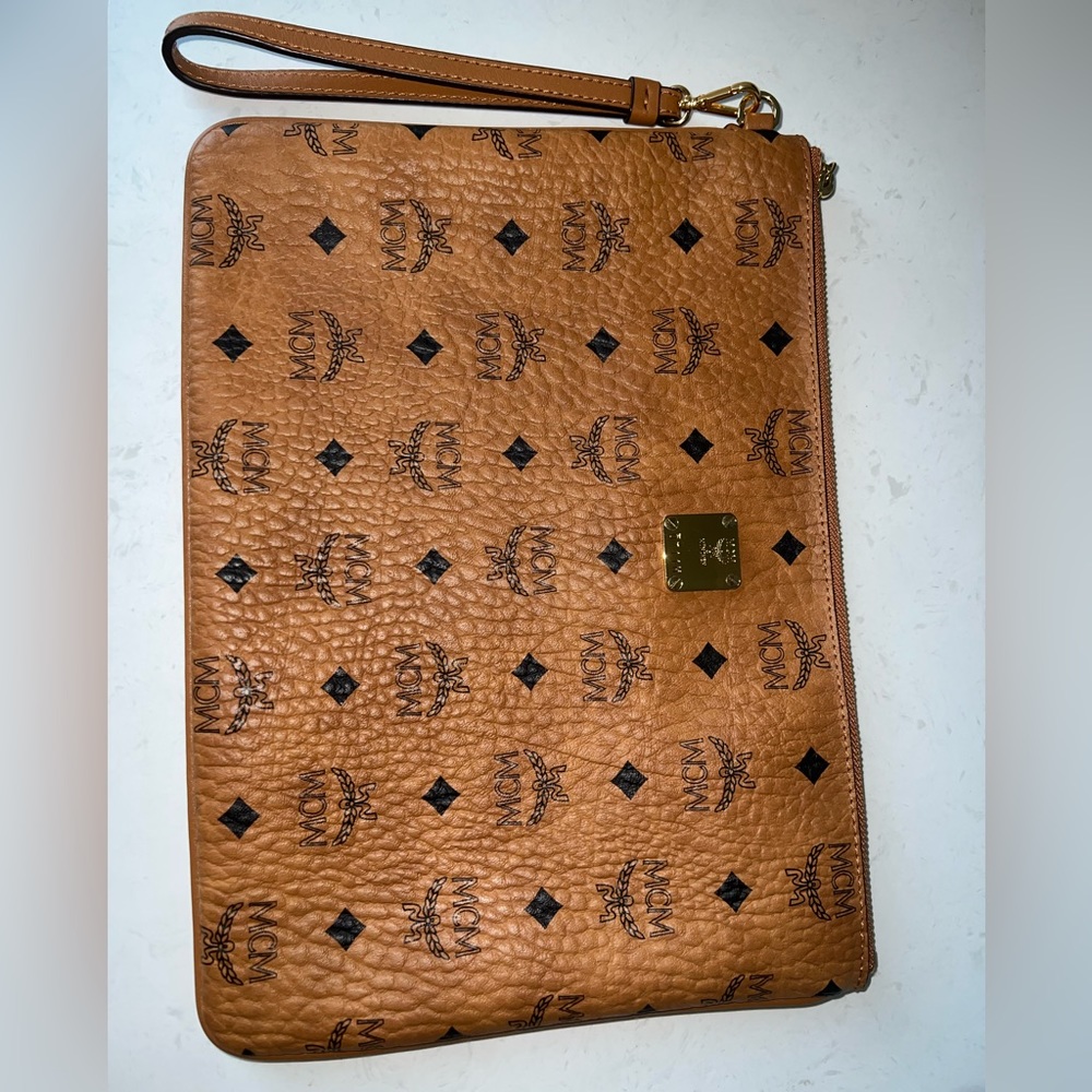 MCM wristlet zip pouch